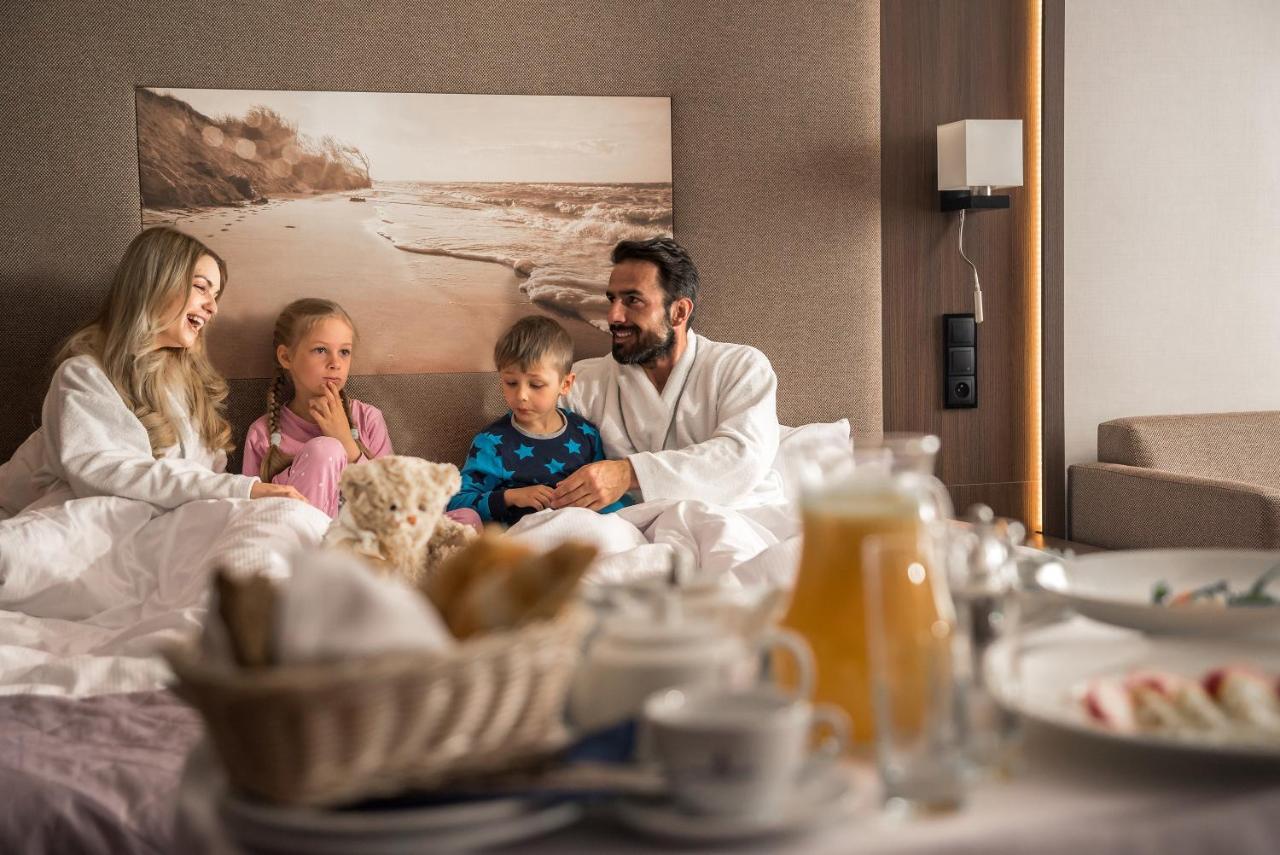 Hotel Senator Dźwirzyno Eksteriør billede